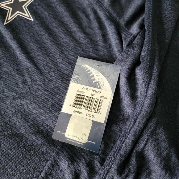 NWT! Dallas Cowboys Pullover - Picture 6 of 8
